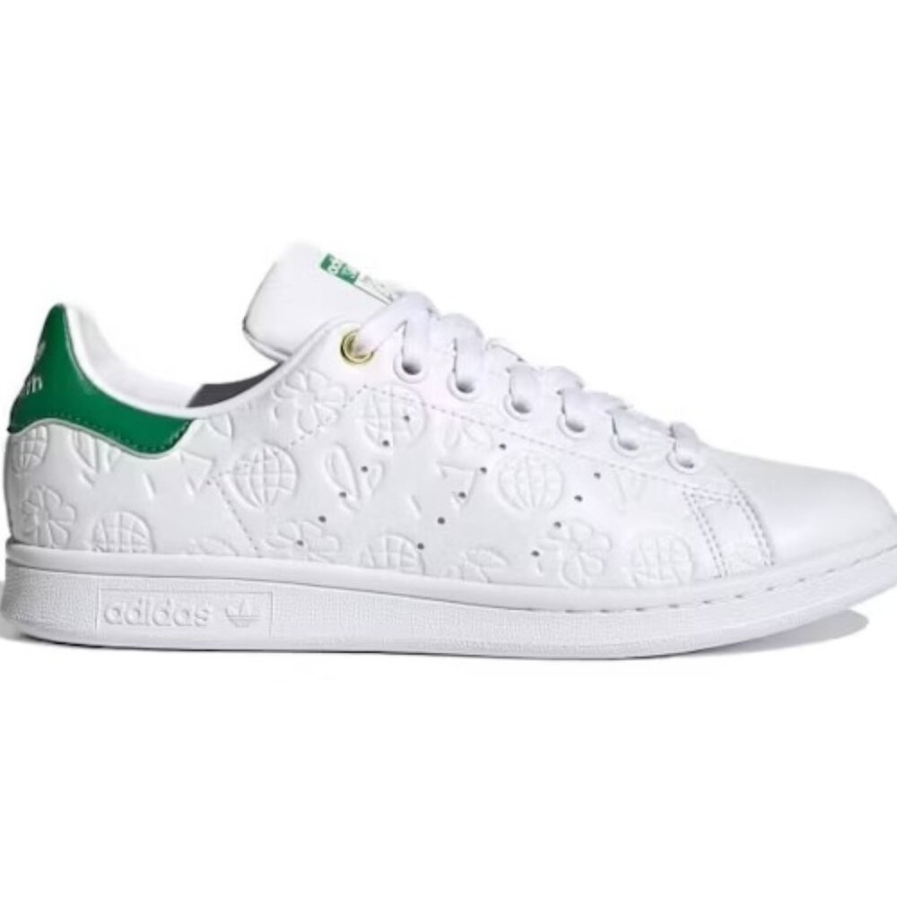 adidas Stan Smith Women's Embossed Graphics Sneakers (White/Green, Size 9) - Picture 1 of 3